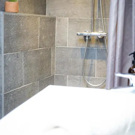 Suit'home Commerce Daire